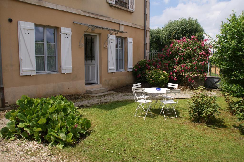 Gîte Les Minimes Avallon Extérieur photo