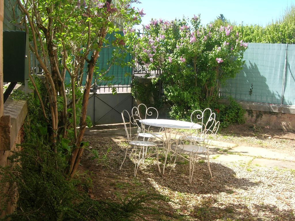 Gîte Les Minimes Avallon Extérieur photo